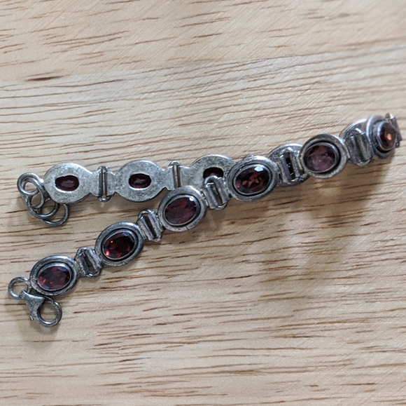 Vintage Designer | Garnet Silver Link Bracelet - Picture 1 of 6